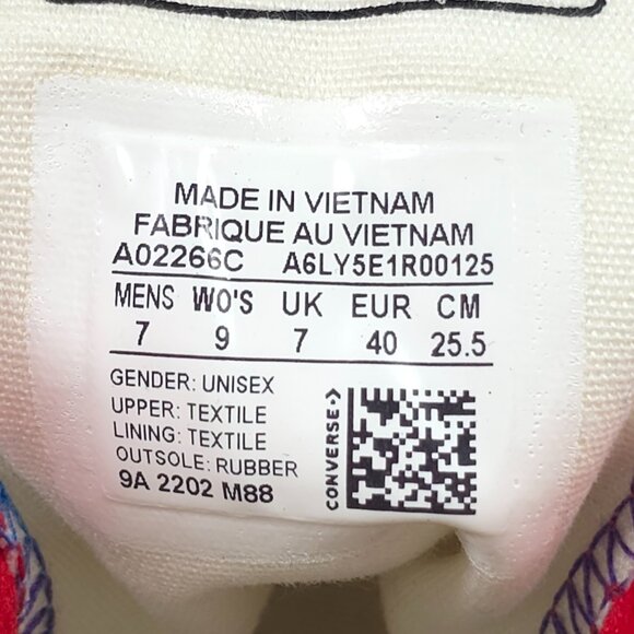 CONVERSE CHUCK TAYLOR ALL STAR 70 HI PRIDE LGBTQ MULTI-COLOR MEN'S SIZE 7 WMNS 9 - Picture 2 of 16